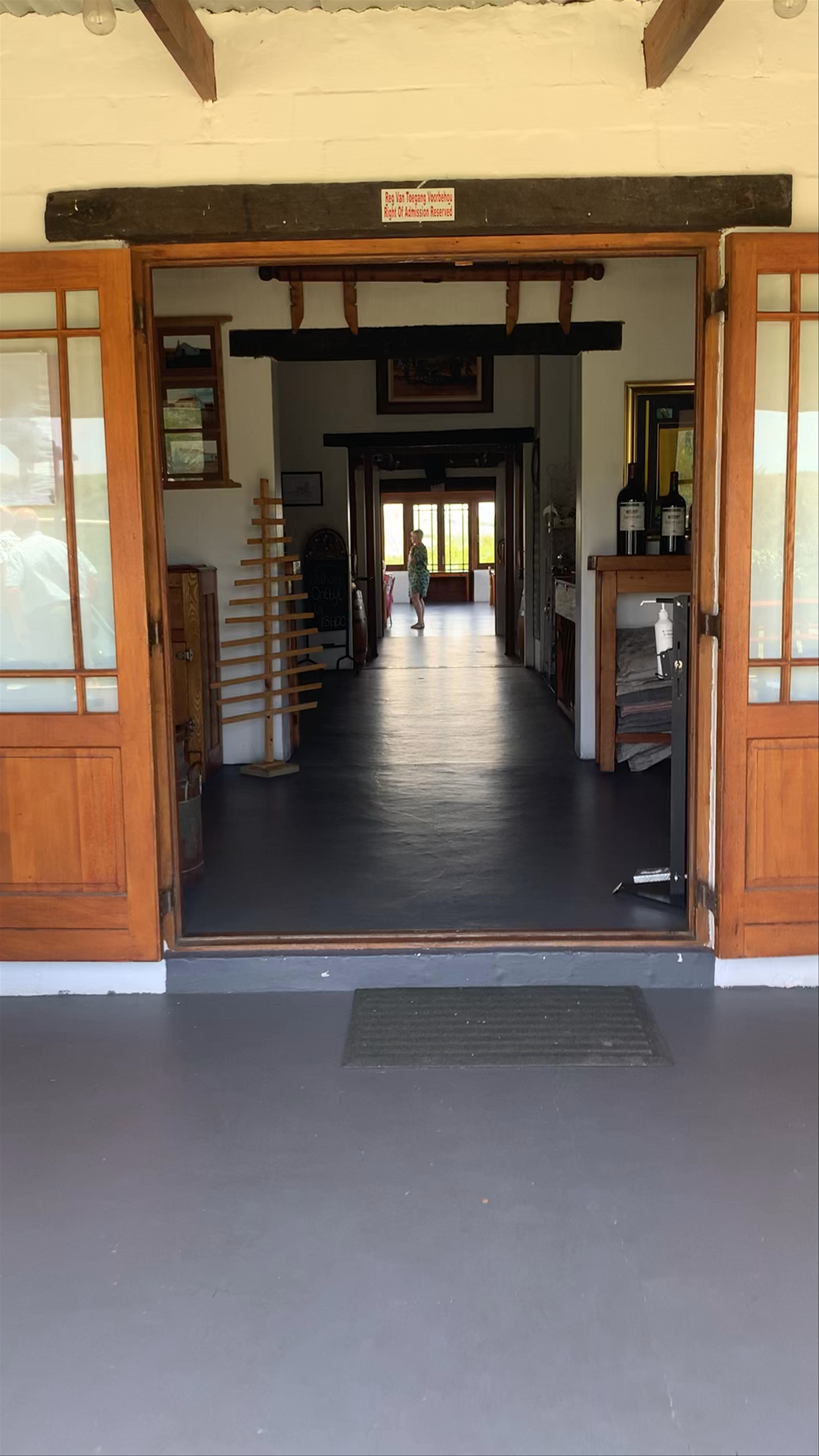 Charming Stoepsit Interior Tour in South Africa