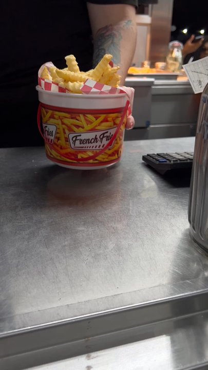 Atlanta Fair - Bucket of fries. - Amusement Parks Near Me - Atlanta, Georgia