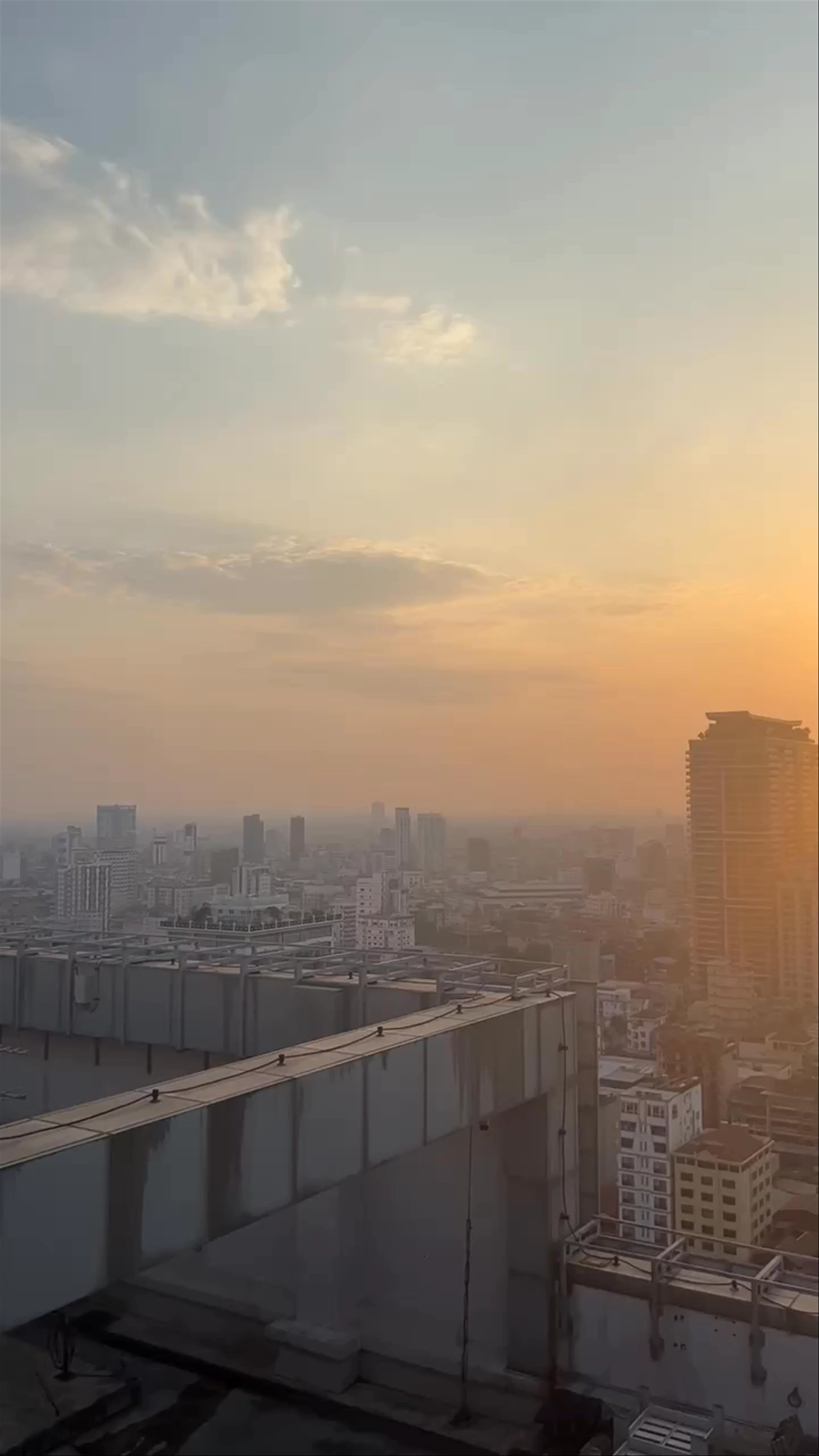 Eclipse Sky Bar