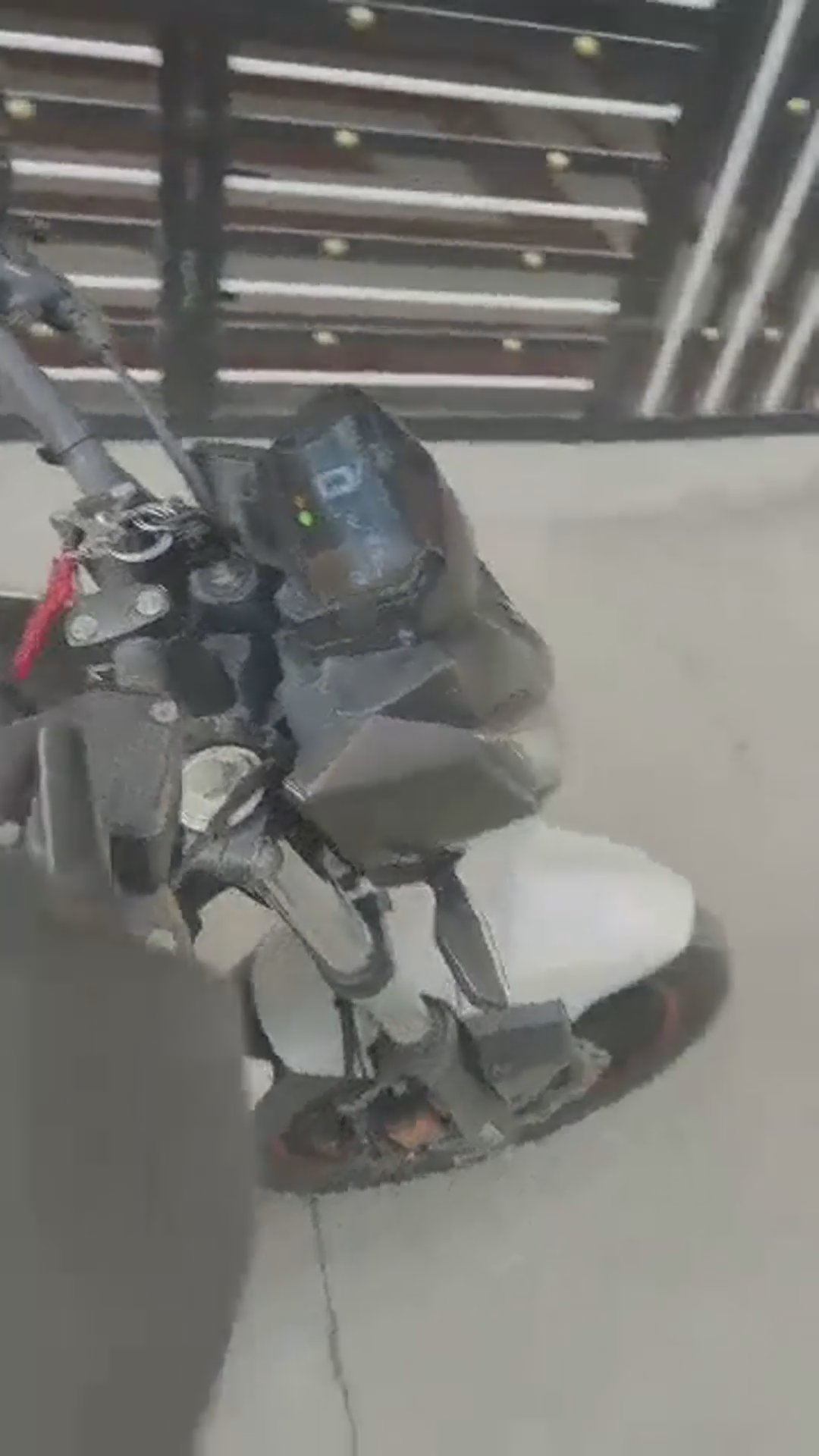 Walk-around video thumbnail