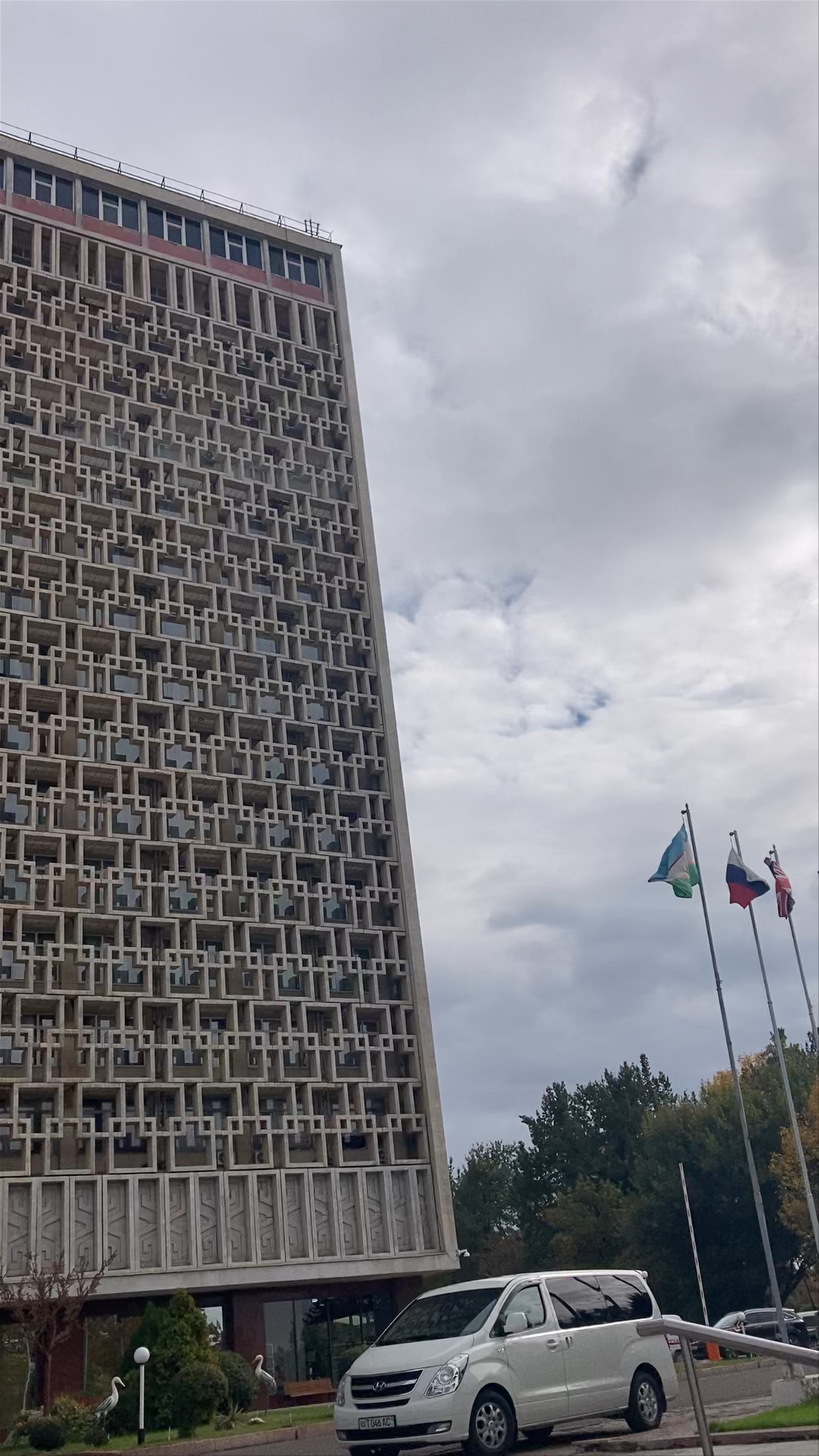 Hotel Uzbekistan: Iconic Soviet Architecture in Tashkent
