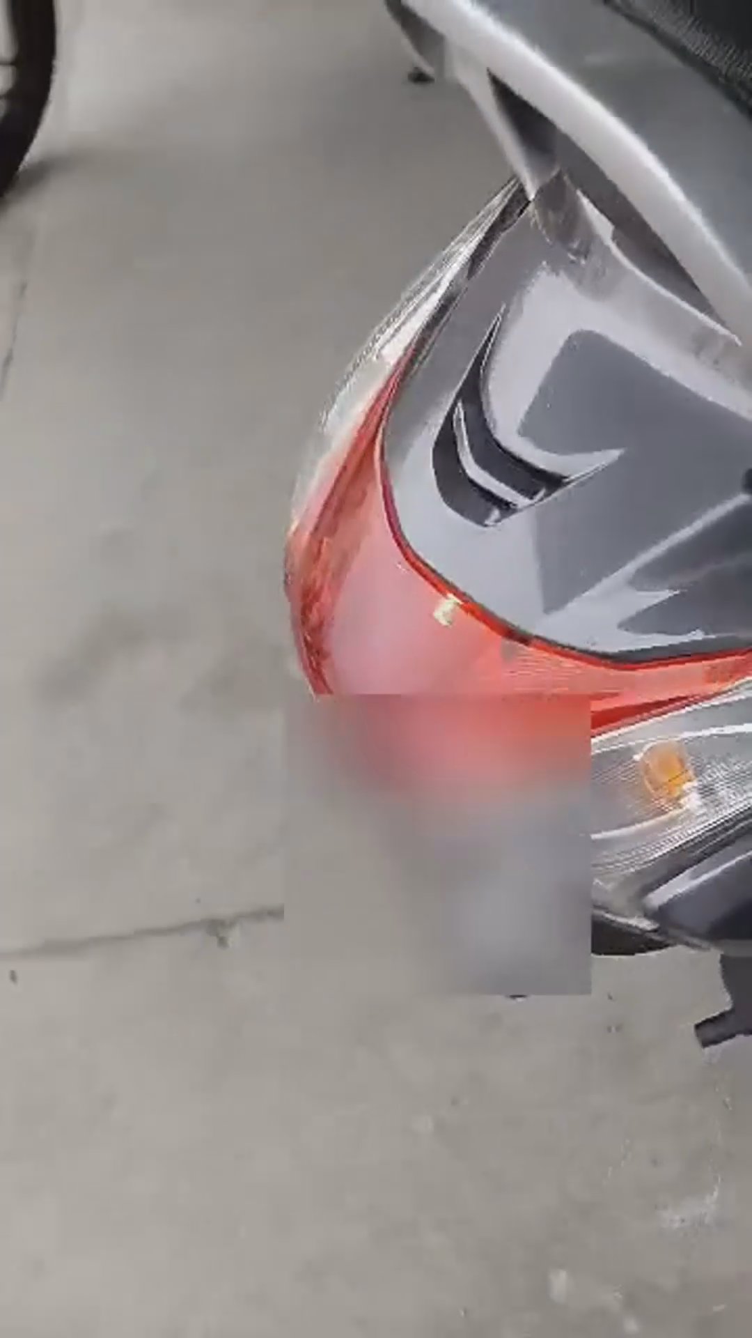Walk-around video thumbnail