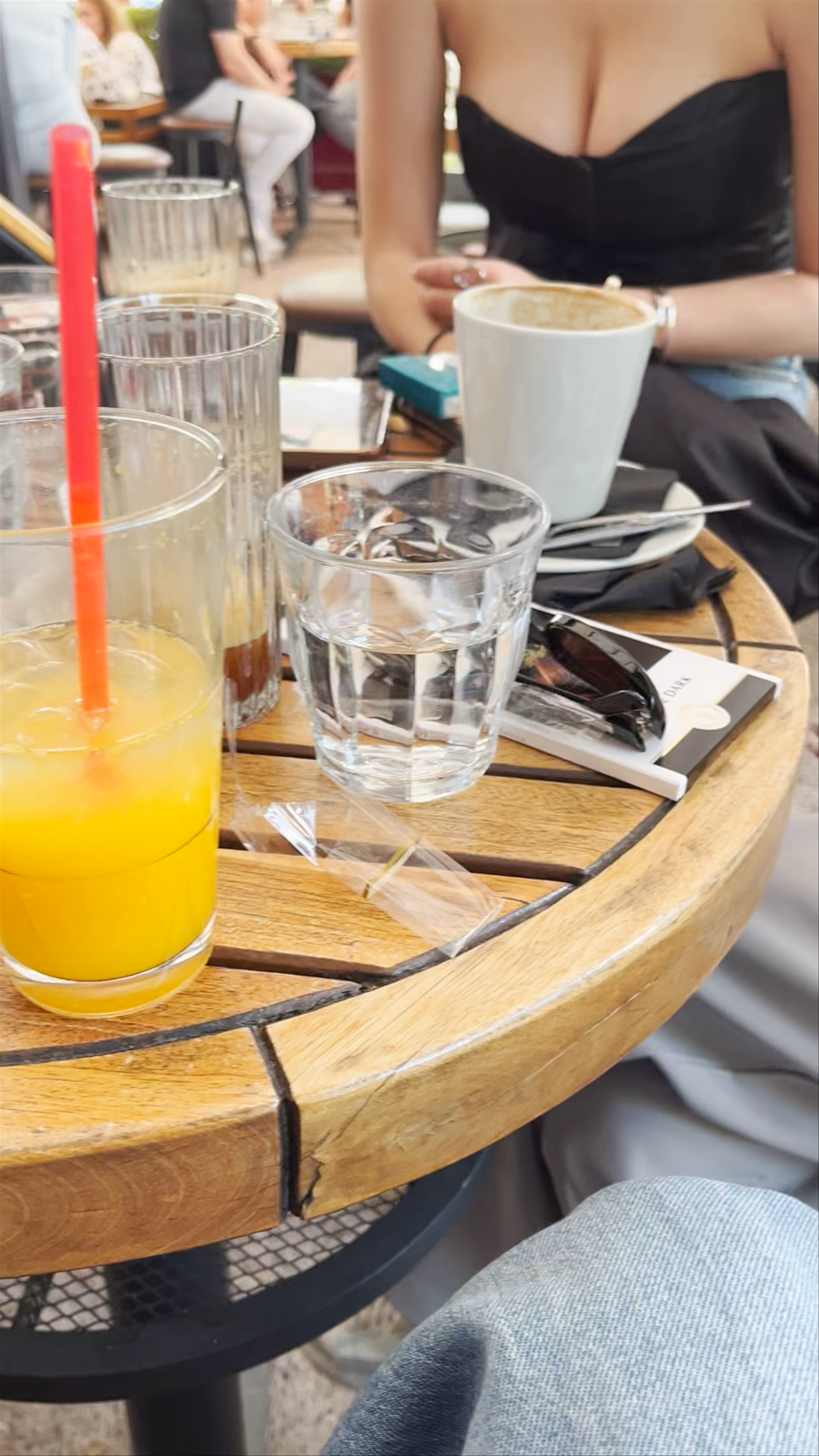 Kori Cafe Bar: Vibrant Café Culture in Veria, Greece