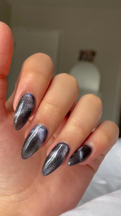Nail by Arsineh - Cat-eye Hard Gel manicure - Nail Technicians Near Me - Glendale, California