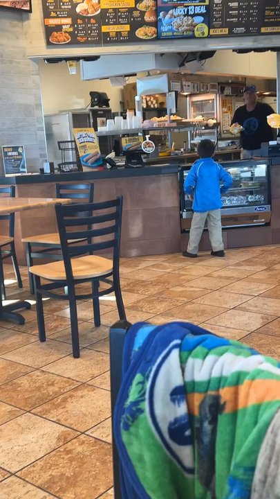 Golden Chick - The staff are so friendly they play with the kiddos as well - Fast Food Near Me - Castroville, Texas