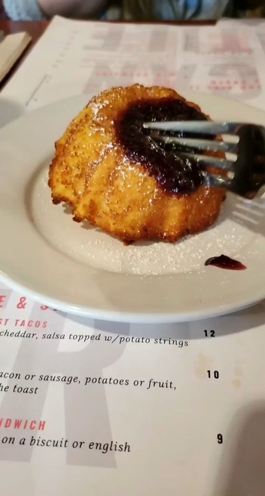 Mercantile - Sweet corn cake - American Near Me - Fredericksburg, Virginia