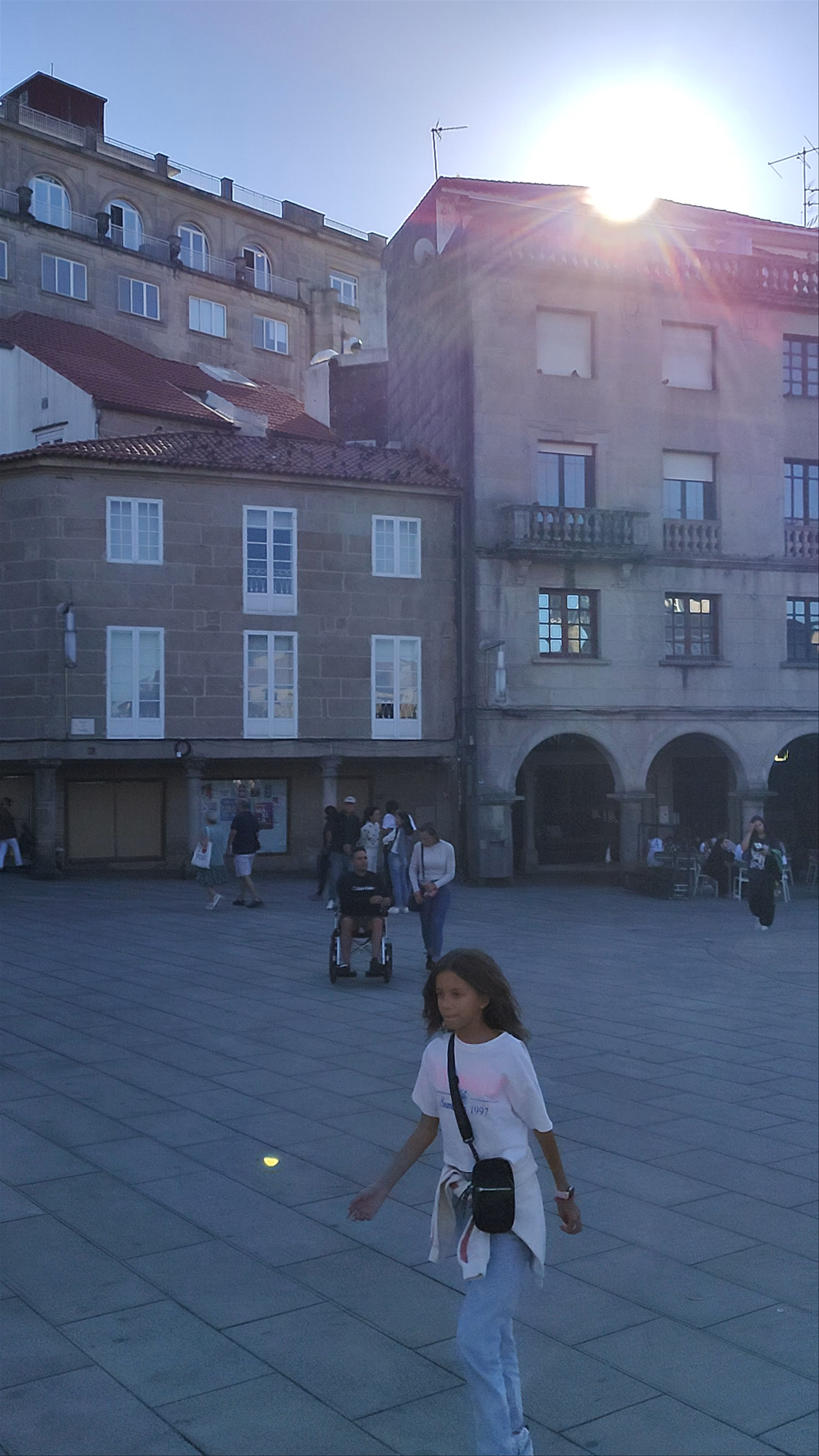 Praza da Estrela: Charming Urban Square in Pontevedra, Spain