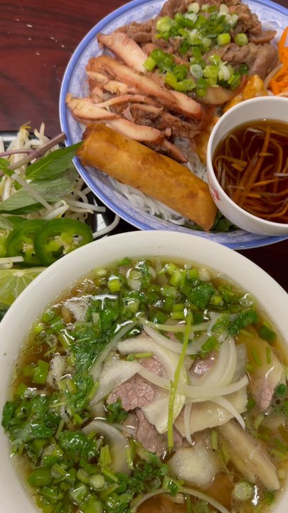 Pho T & L - Pho size small & Vermicelli Combo - Vietnamese Near Me - Kent, Washington