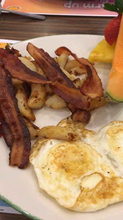 Cora's - Breakfast & Brunch Near Me - Victoria, British Columbia