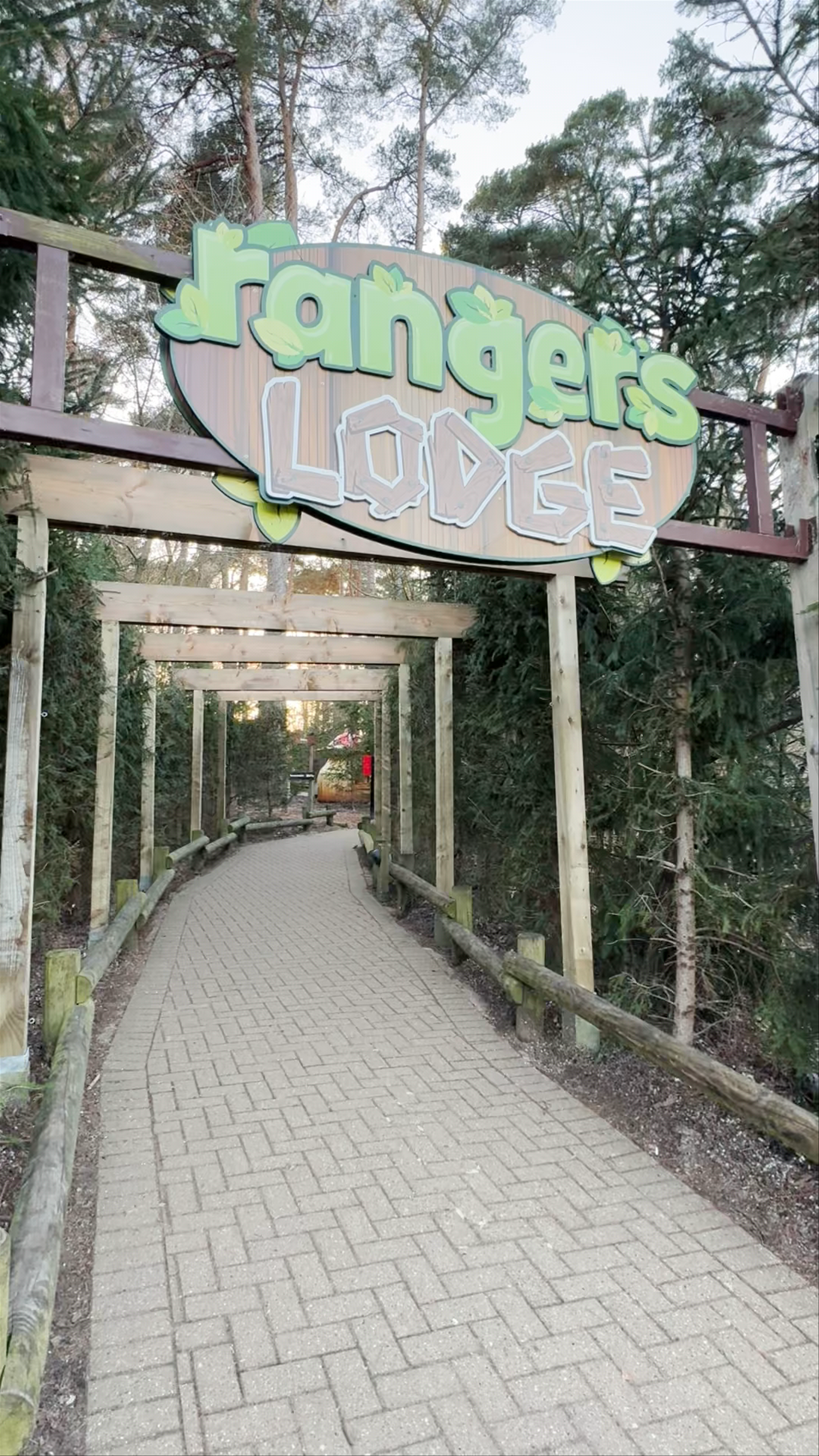 Center Parcs Woburn Enchanted Light Trail
