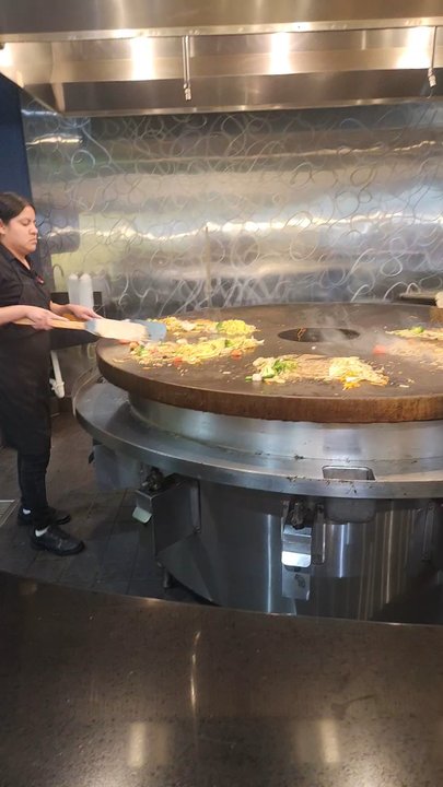 HuHot Mongolian Grill - Chinese Near Me - Lawrence, Kansas