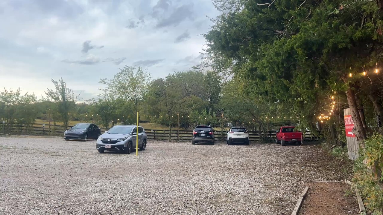 WayBack Barn - Walkway from the parking lot - Party & Event Planning Near Me - McKinney, Texas