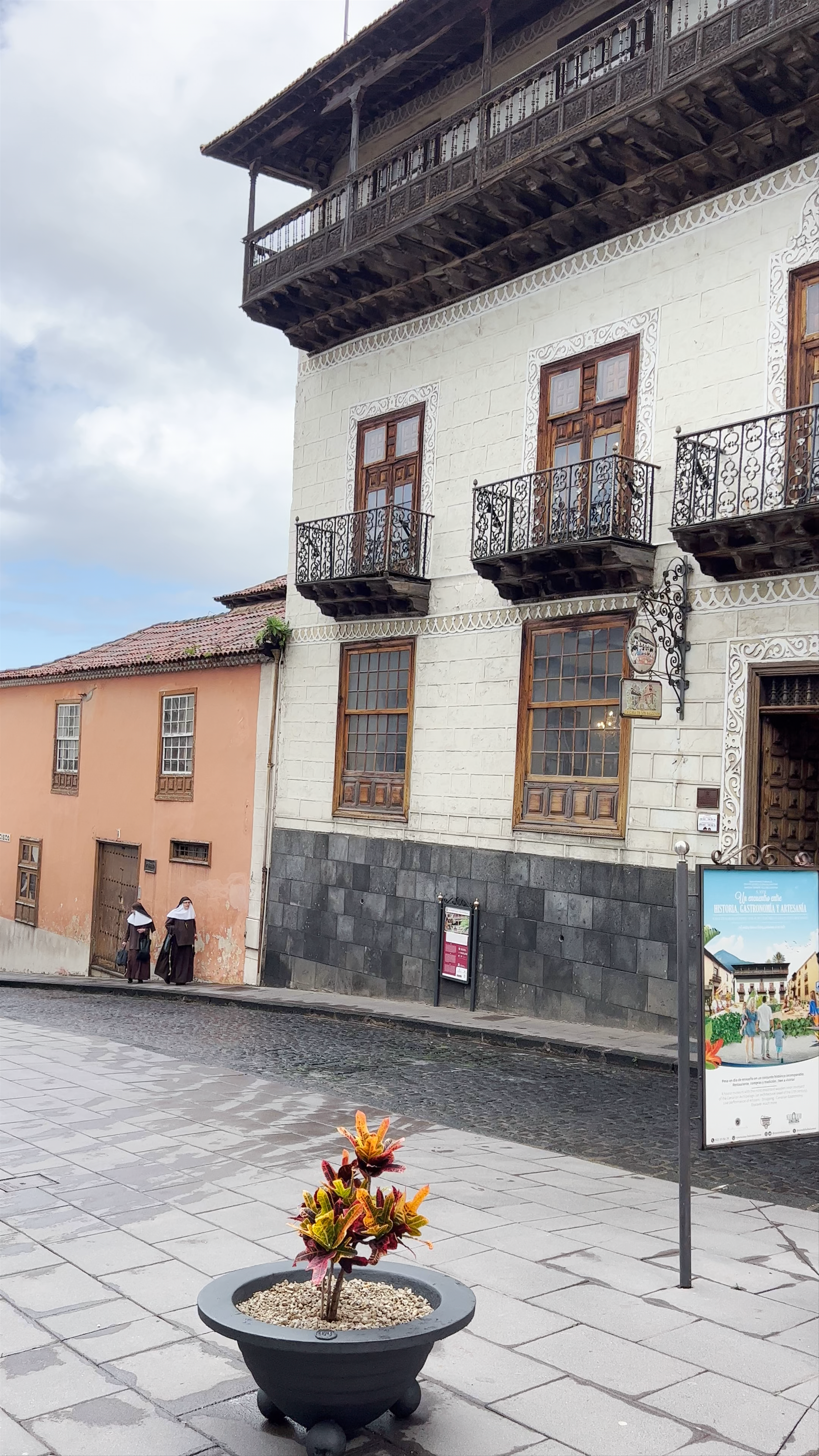 Casa de los Balcones