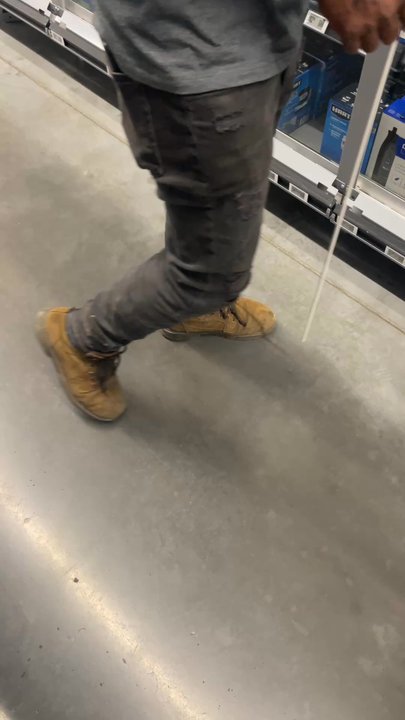 Walmart Supercenter - There was another customer who needed help and also did not receive it. - Grocery Near Me - North Highlands, California
