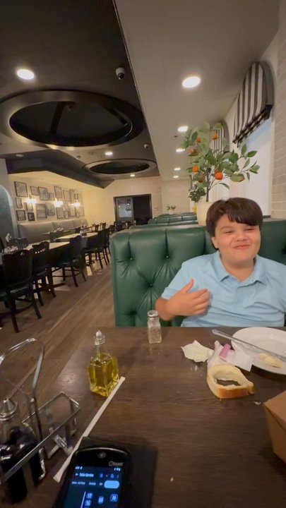 DiCicco's Old Town Clovis - Empty restaurant on Saturday August 23 at 7pm - Italian Near Me - Clovis, California