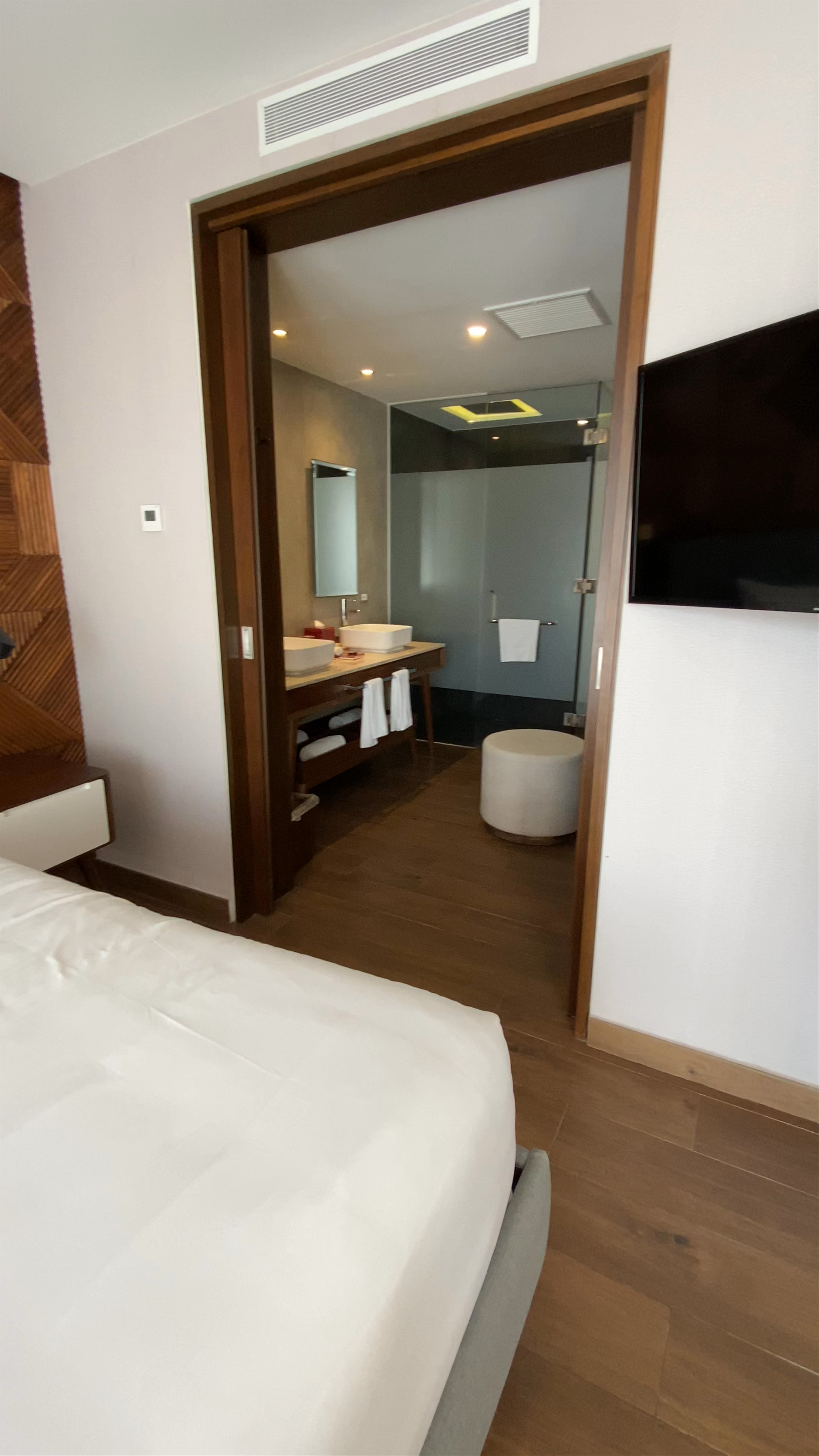 The Fives Beach Hotel & Residences 