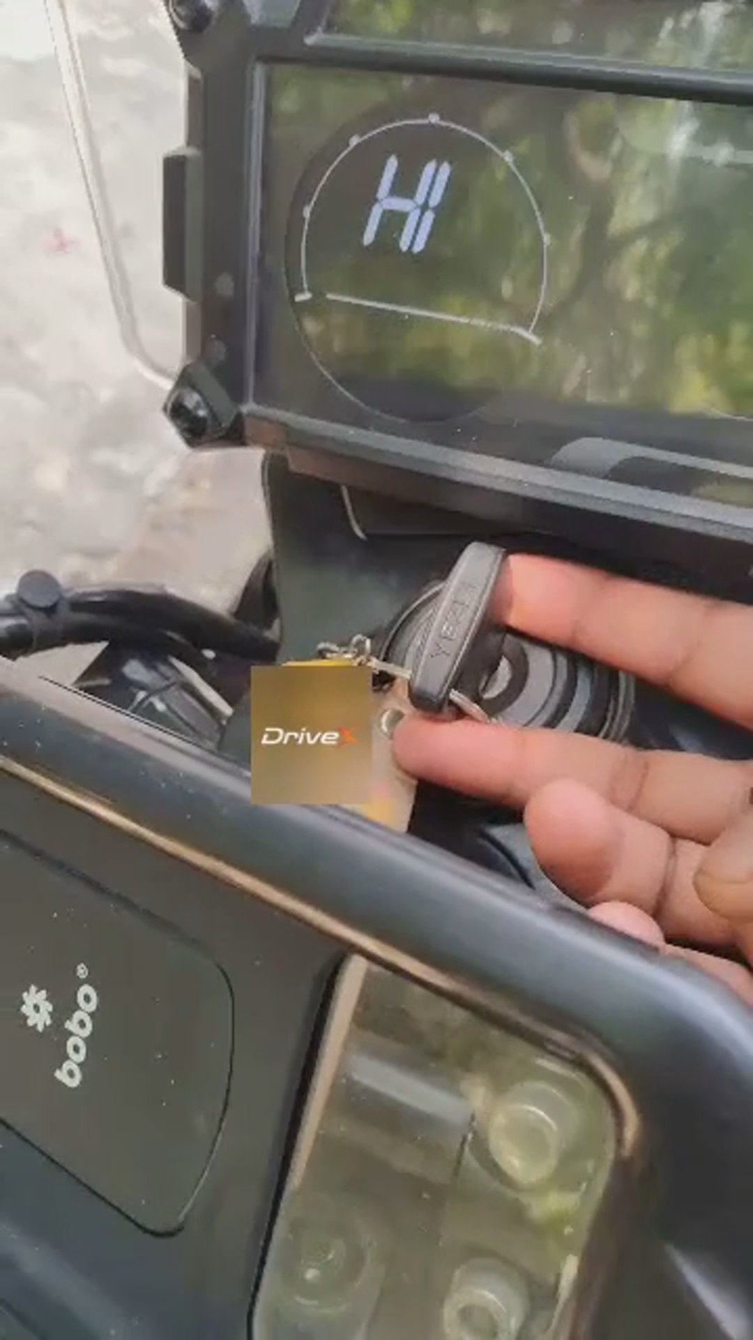 Walk-around video thumbnail