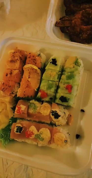 Sushi Ari - Sushi Bars Near Me - Puyallup, Washington