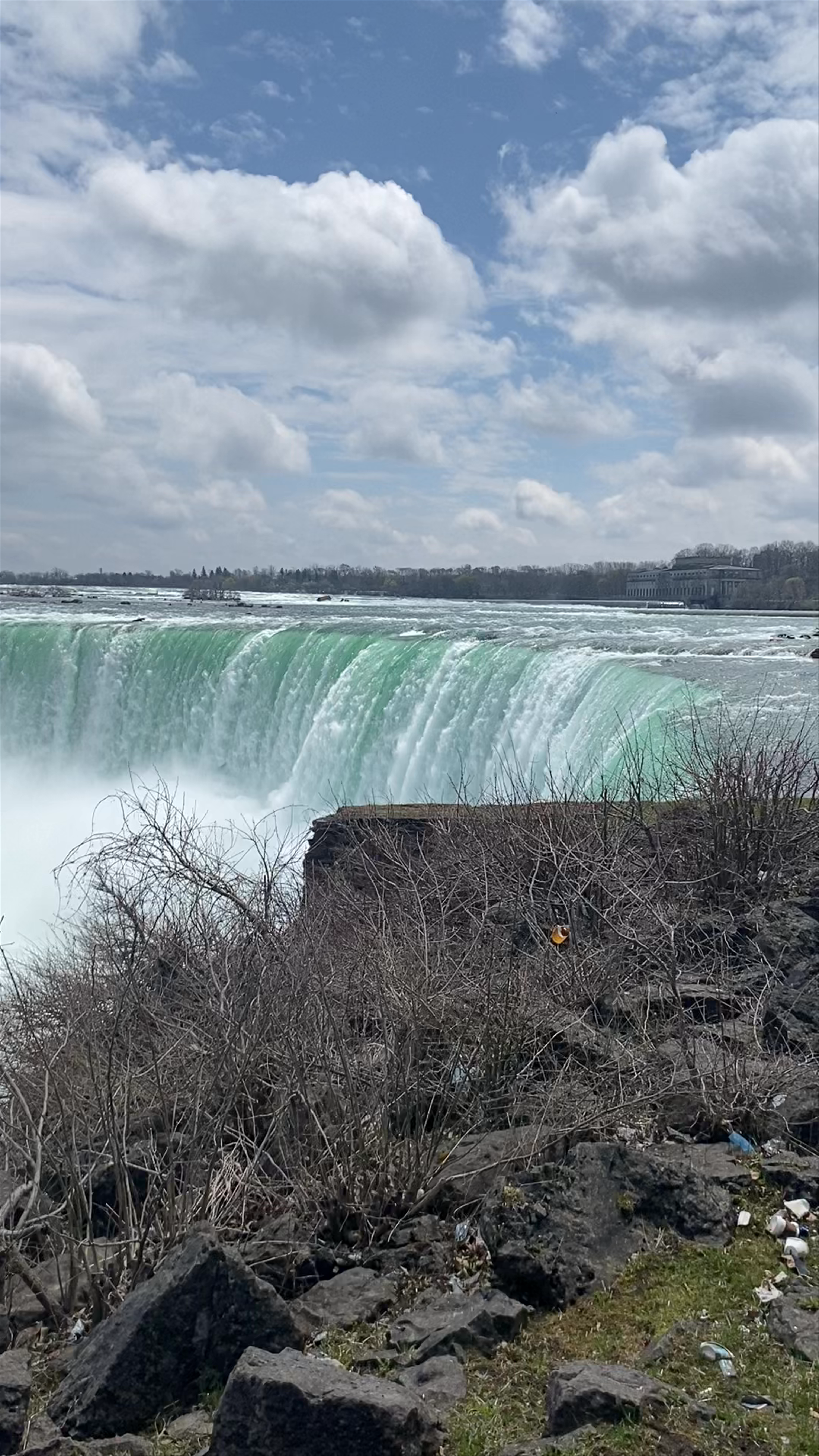 Niagara Falls Streets Creek View: Majestic Waterfall Experience