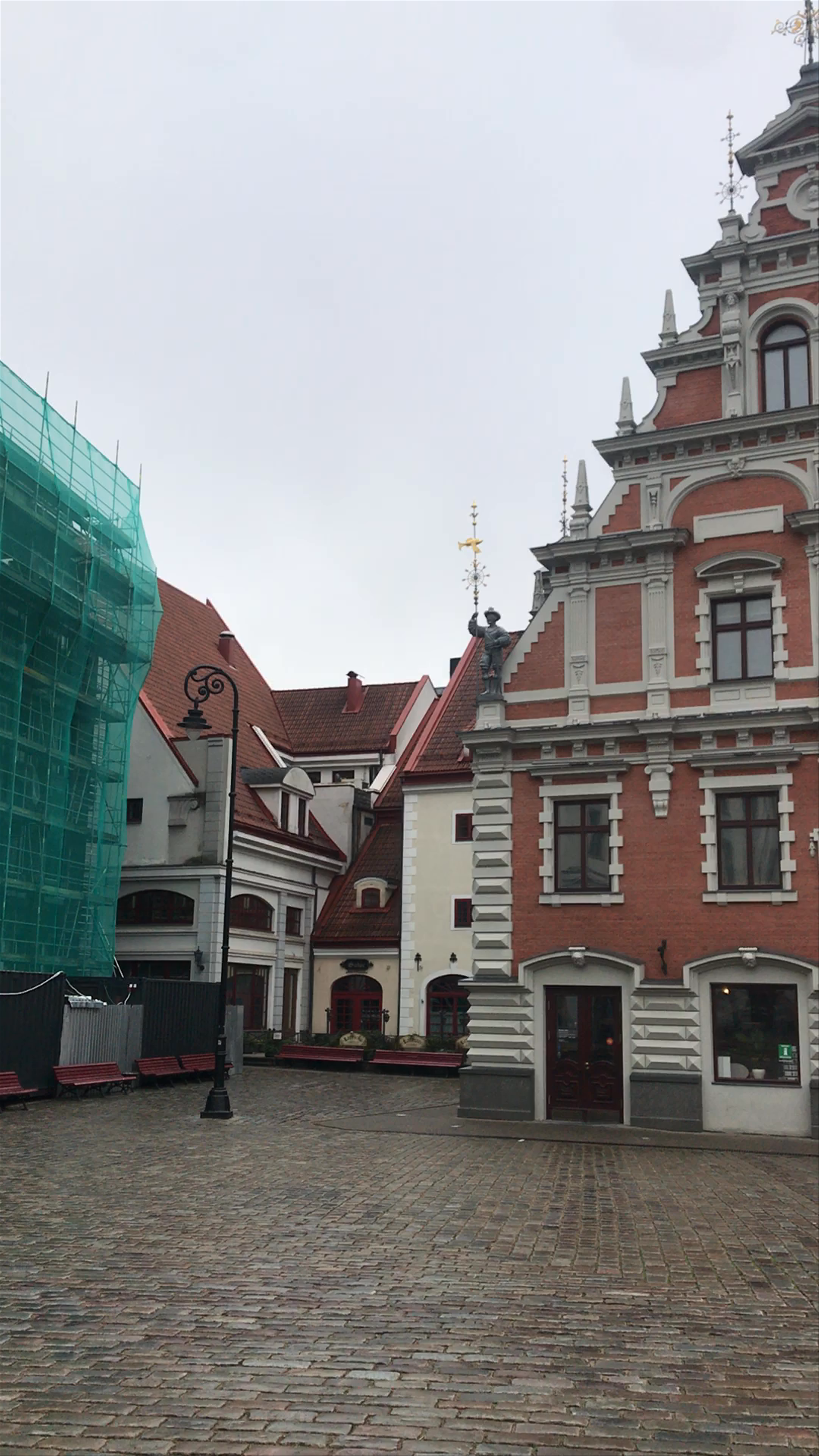 House of the Black Heads