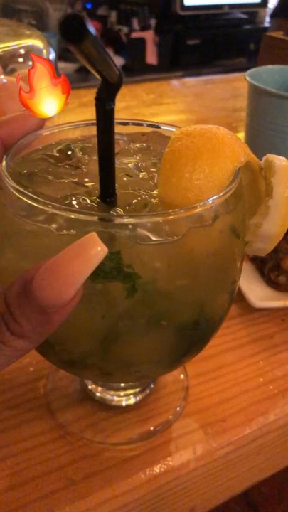 One Love Reggae Bar - Mojito - Caribbean Near Me - Madrid, M
