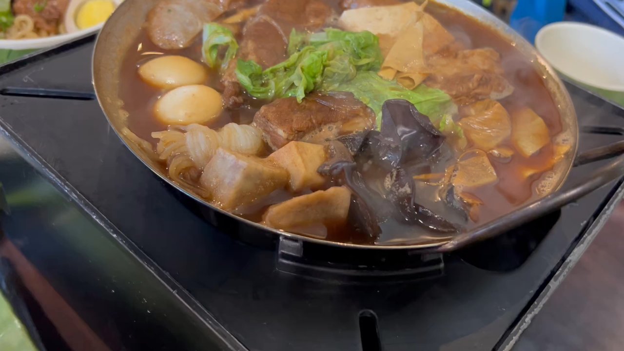 Gourmet Noodle Bowl - Taiwanese hotpot is tasty and filling with just the right amount of each ingredient. - Chinese Near Me - Seattle, Washington