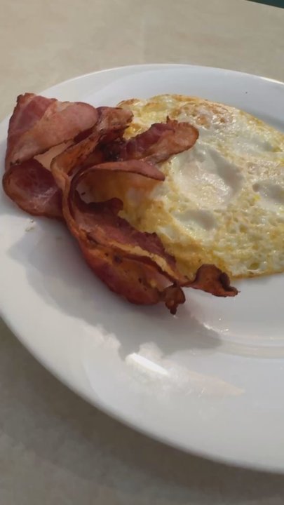 Hugos Restaurant - Quick breakfast. French toast and eggs - Breakfast & Brunch Near Me - Carpinteria, California