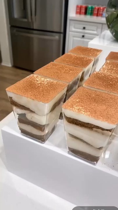 Mini Desserts Catering - Tiramisu  Chocolate covered strawberries  Strawberry shortcake - Desserts Near Me