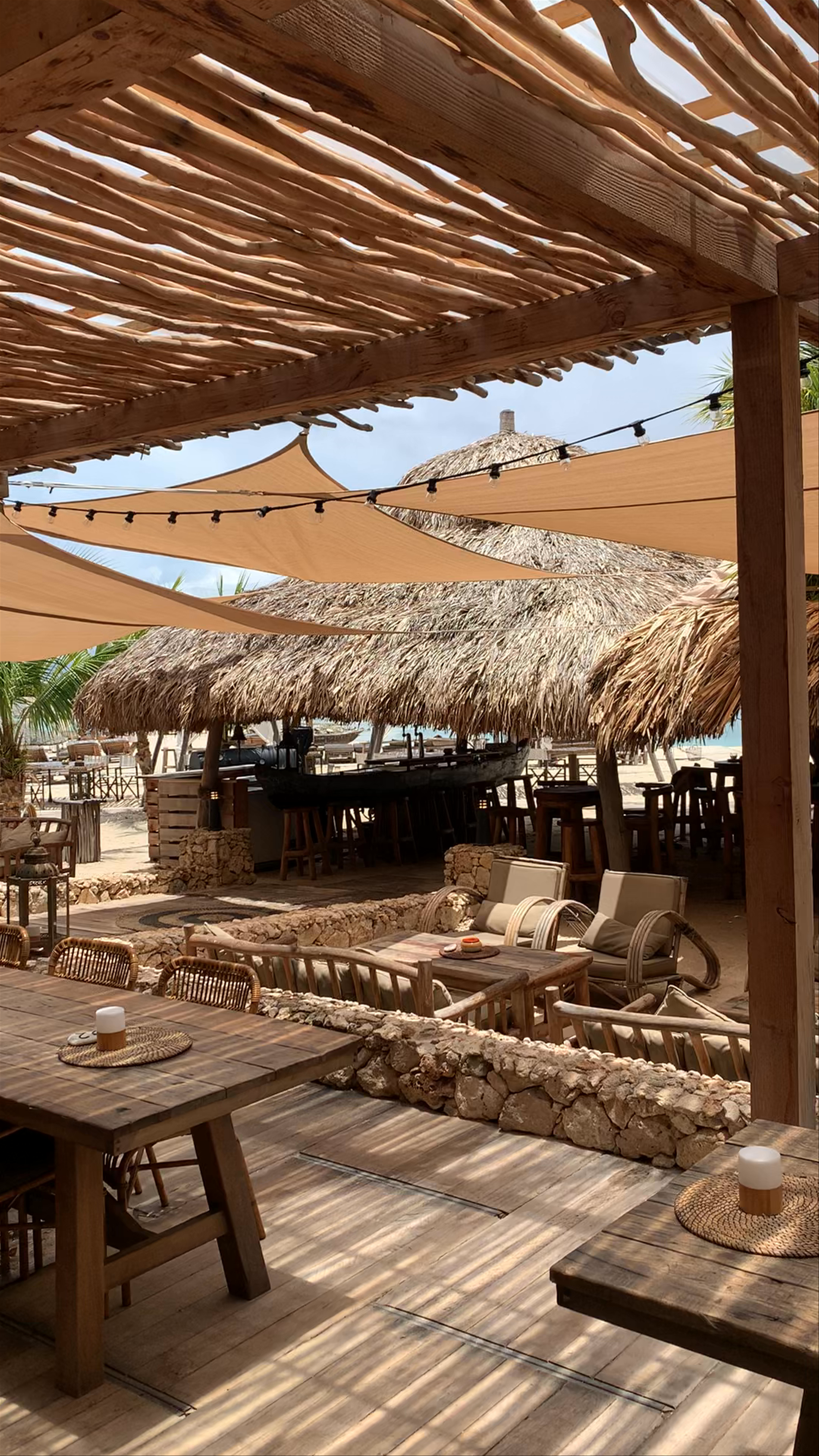 Barí Beach Bar