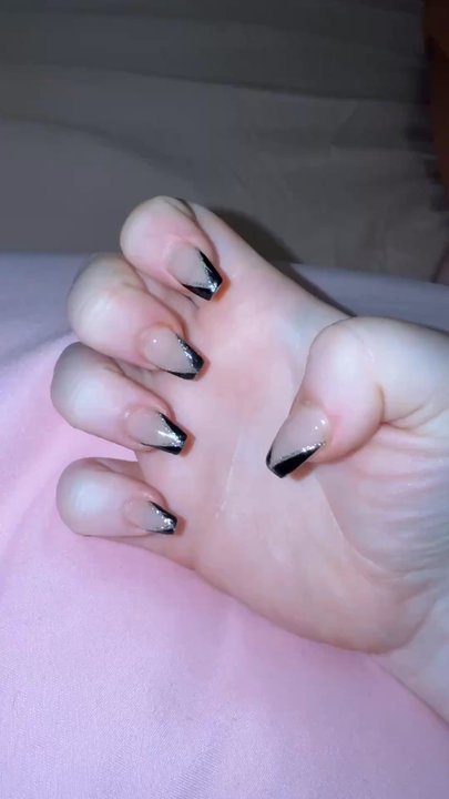 Magic Nails - The gel wasn't cured all the way again! Had someone that didn't know what they were doing! Always in a rush! - Nail Salons Near Me - Wilmington, North Carolina