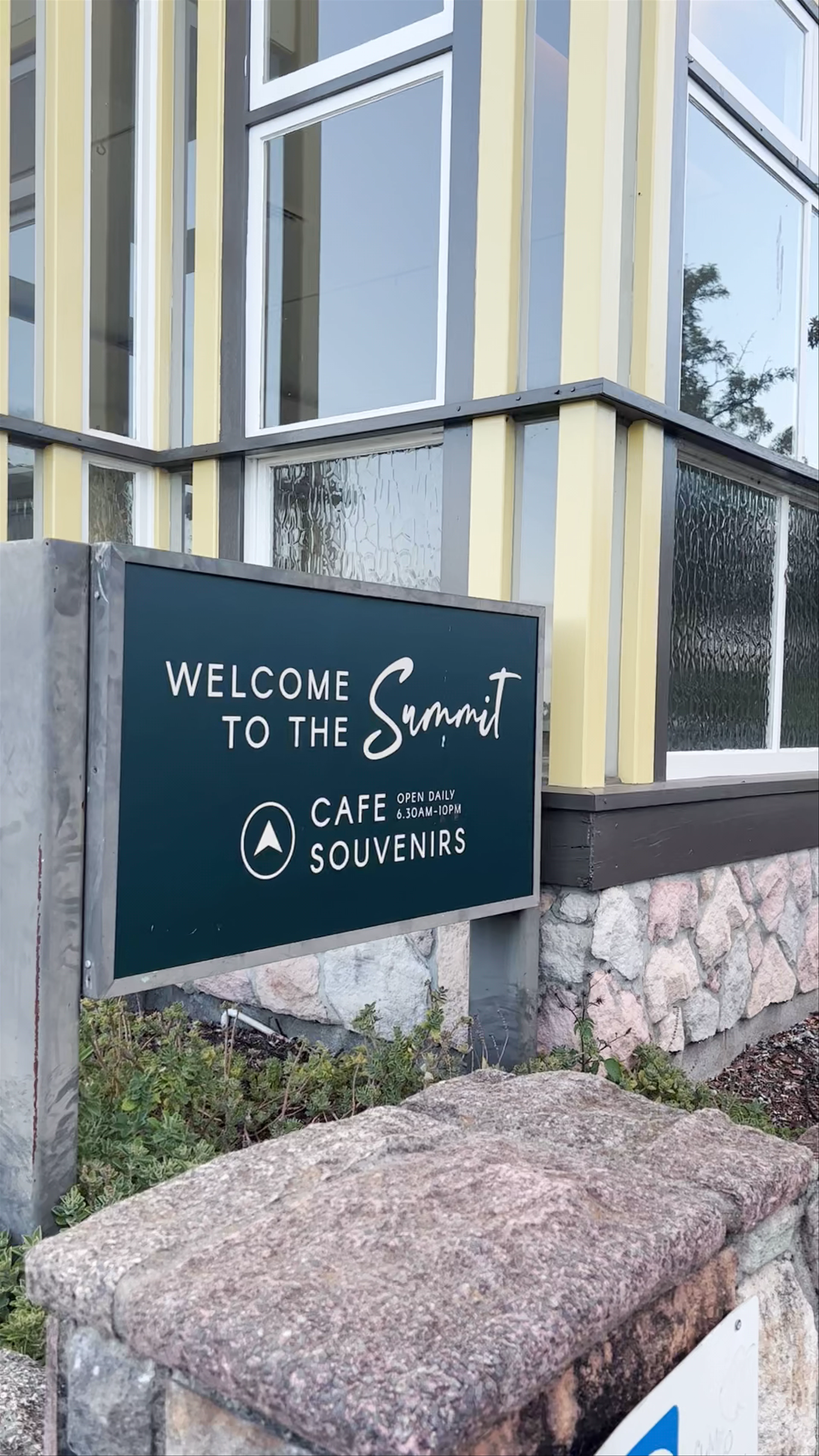The Summit Cafe, Mount Coot-tha