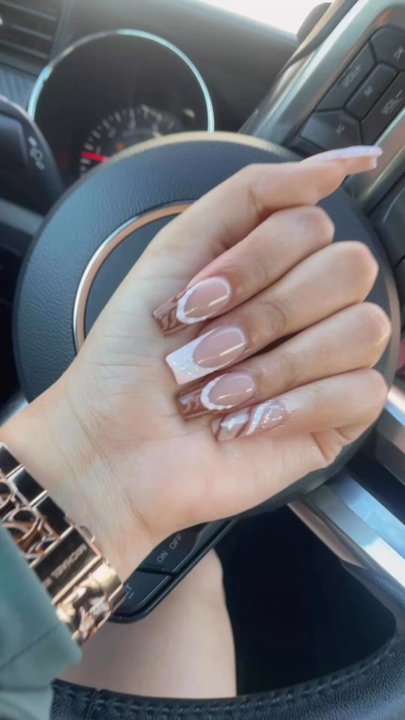 Dazzle Nails & Lashes - Nail Technicians Near Me - Pico Rivera, California