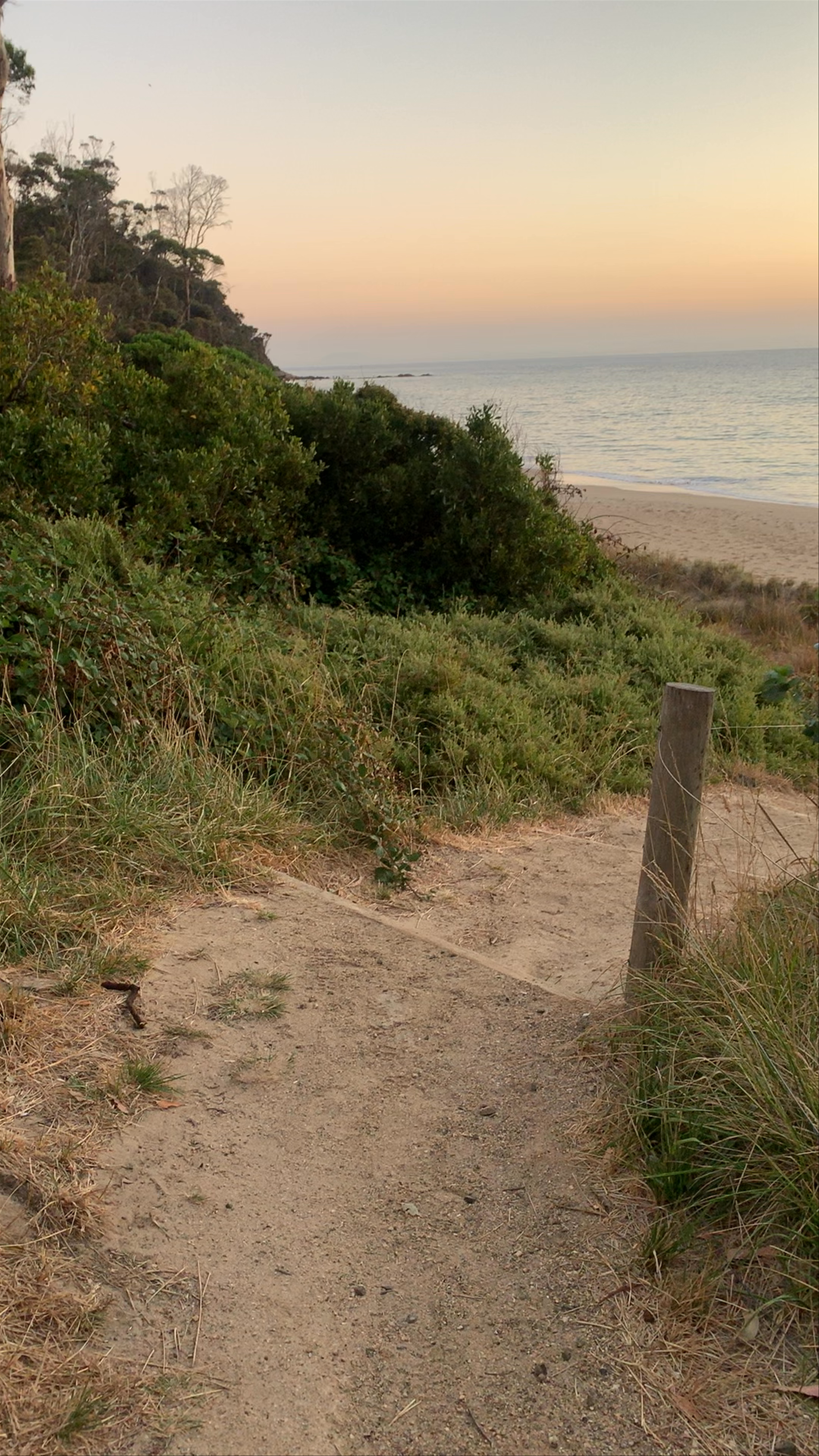 Mayfield Bay Conservation Area: Serene Coastal Walk at Rocky Hills, Tasmania