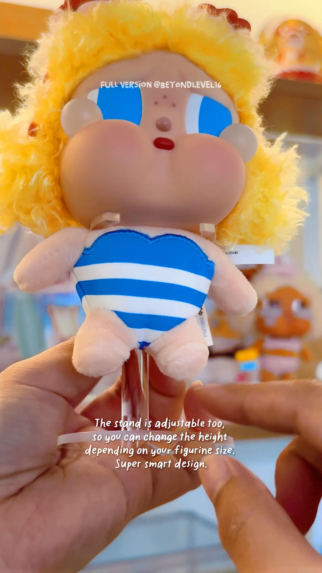 Turned-my-Crybaby-collection-into-a-whole-beach-vacation-🌴