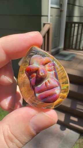 Preview pic of Collab fume face pocket stone with Blockaye_glass