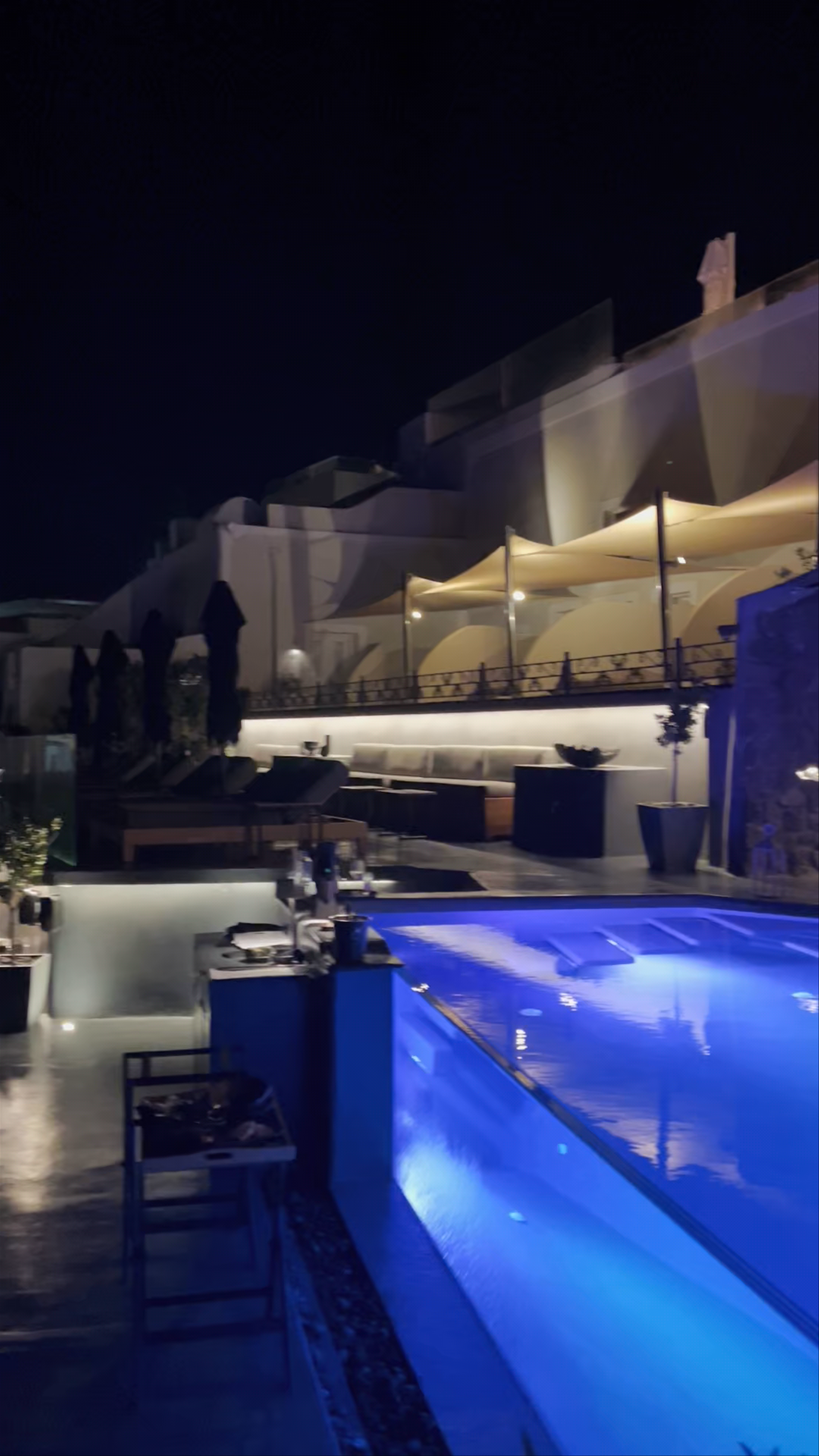 Mavro Restaurant Santorini