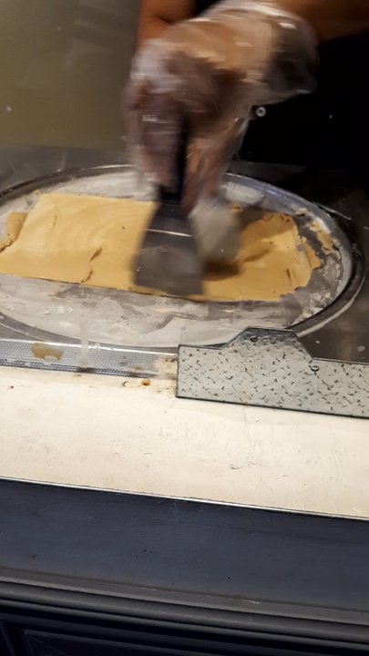 Tastetea Rolls - Ice Cream & Frozen Yogurt Near Me - Worcester, Massachusetts