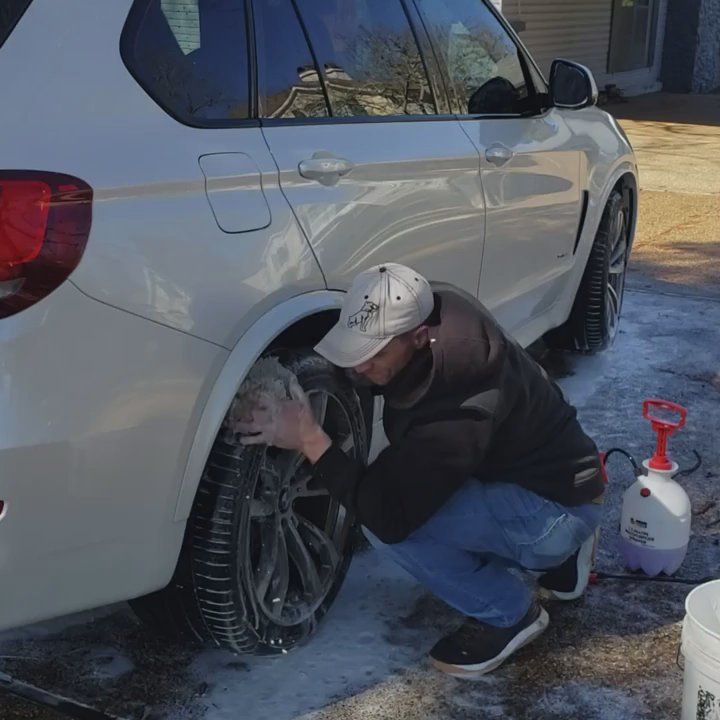 Squeaky Clean mobile detailing - Bring these tires and reels back to a shine!! - Auto Detailing Near Me