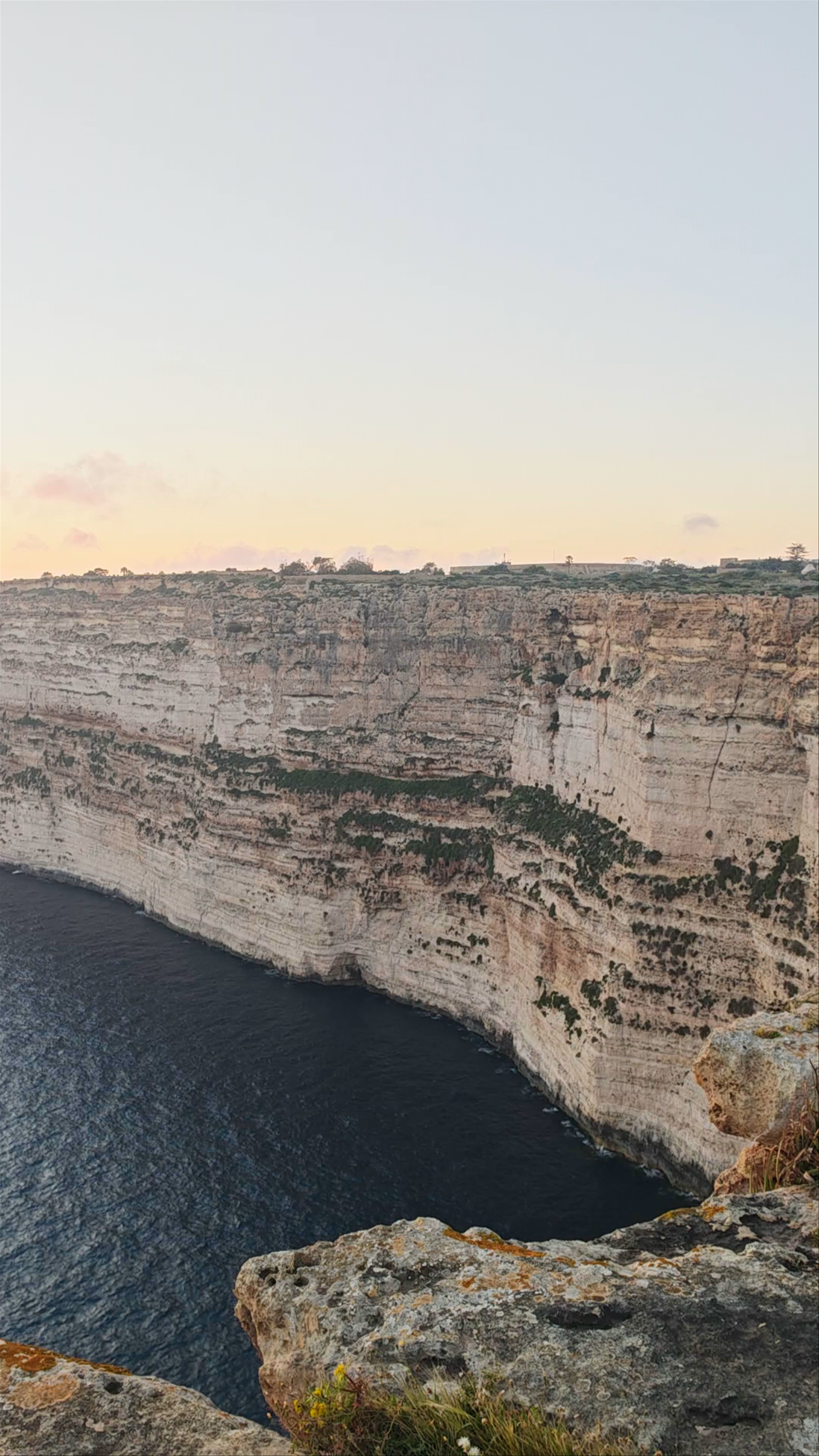 Ta cenc Cliffs sunset point