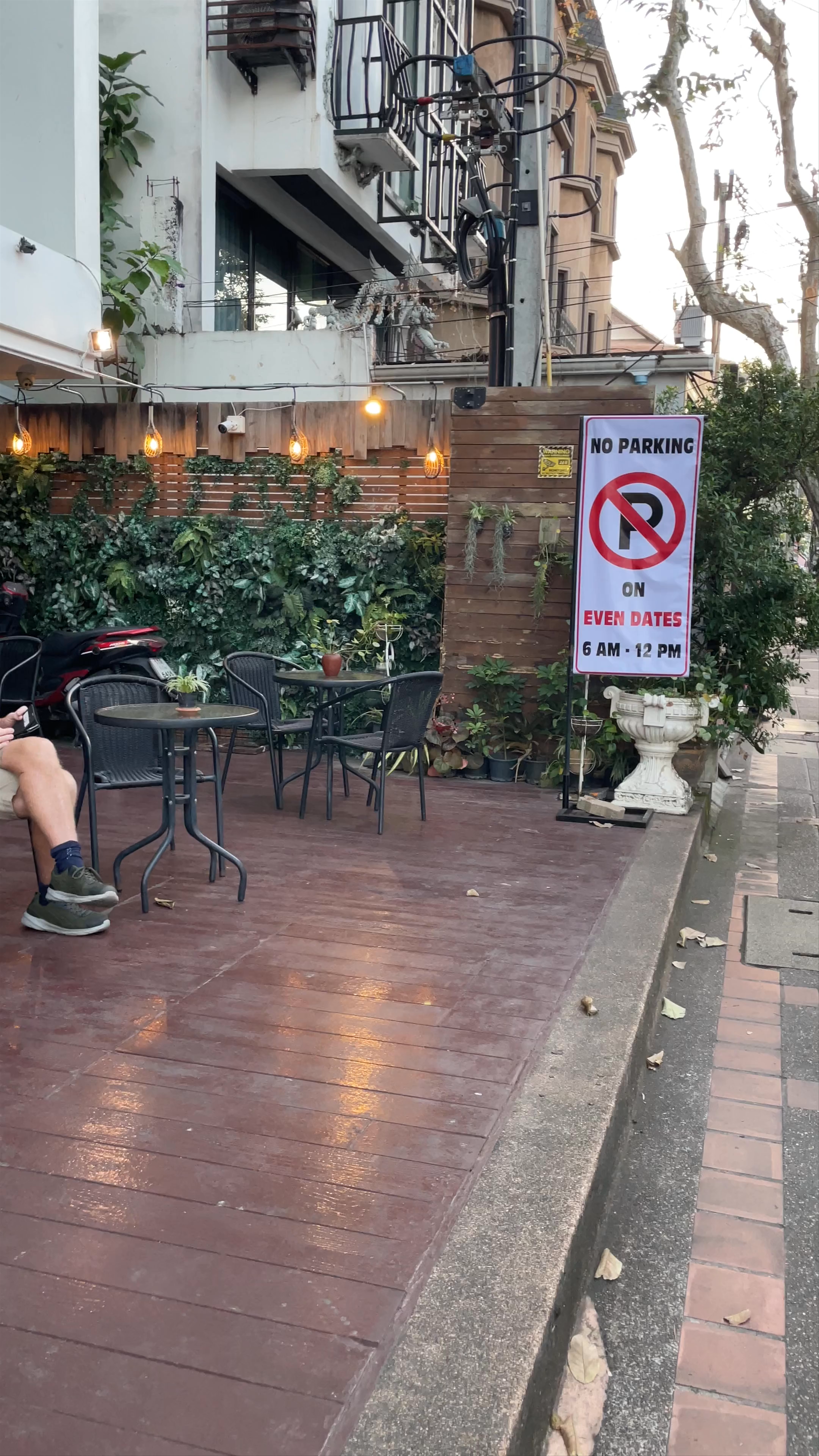 Moon Dragon Hotel Courtyard Experience in Chiang Mai