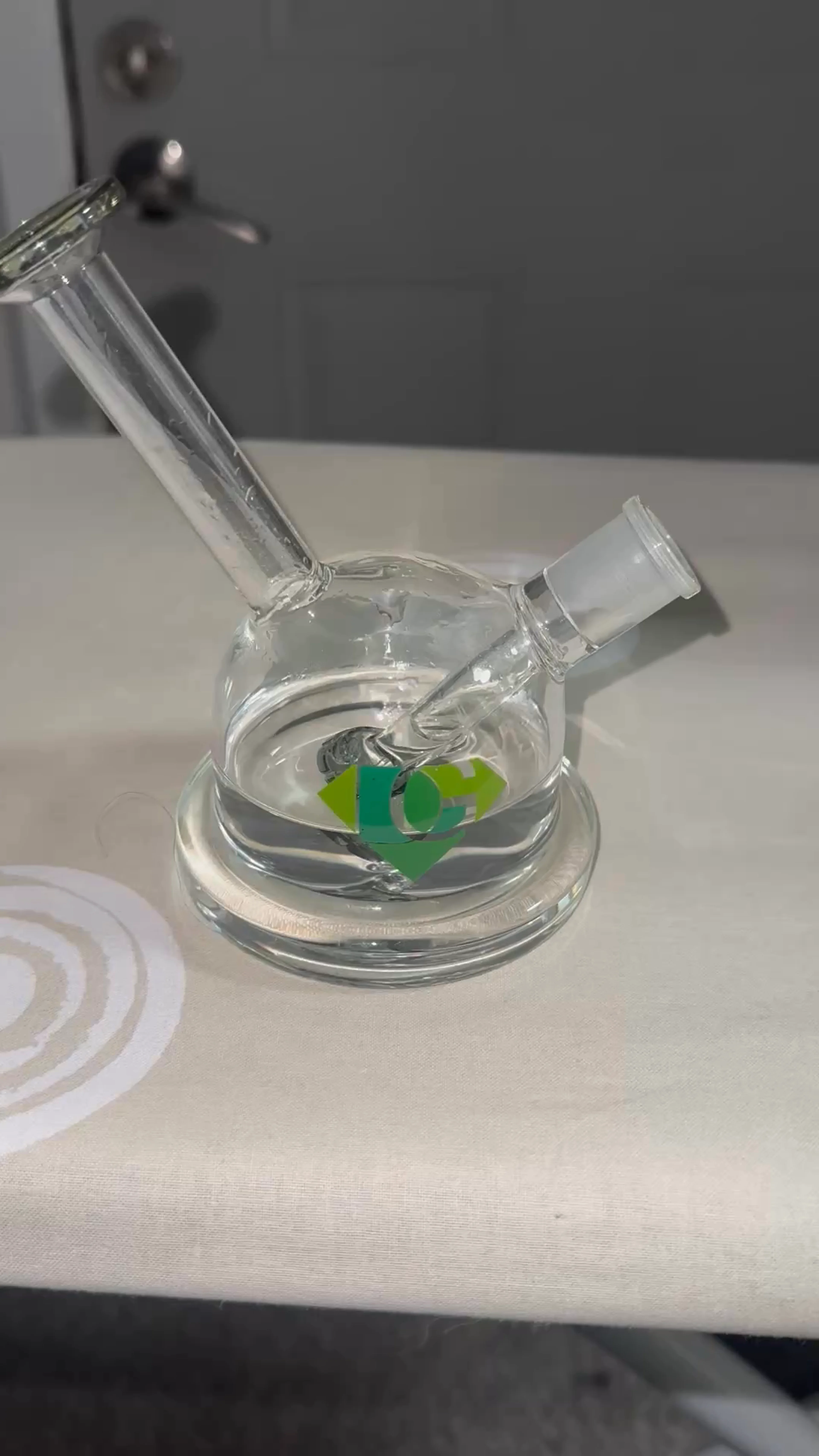 Preview pic of Diamond glass 45 degree smoke ball
