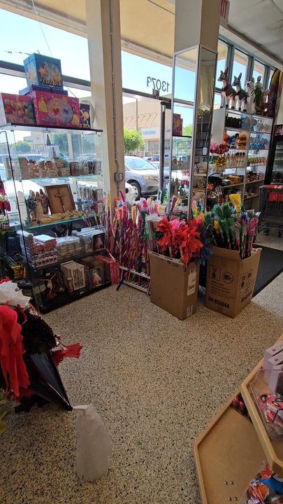 Que Candy - Inside the store - Candy Stores Near Me - Garden Grove, California