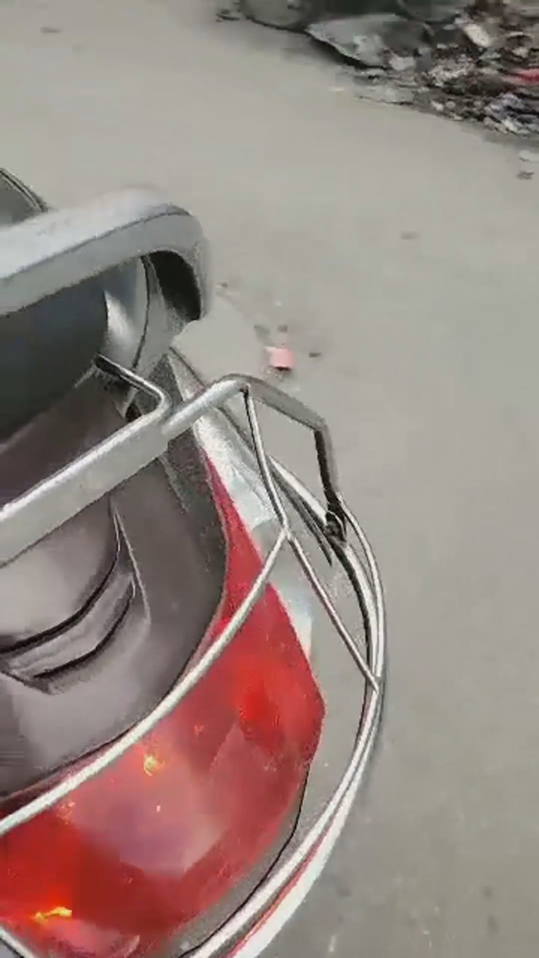 Walk-around video thumbnail