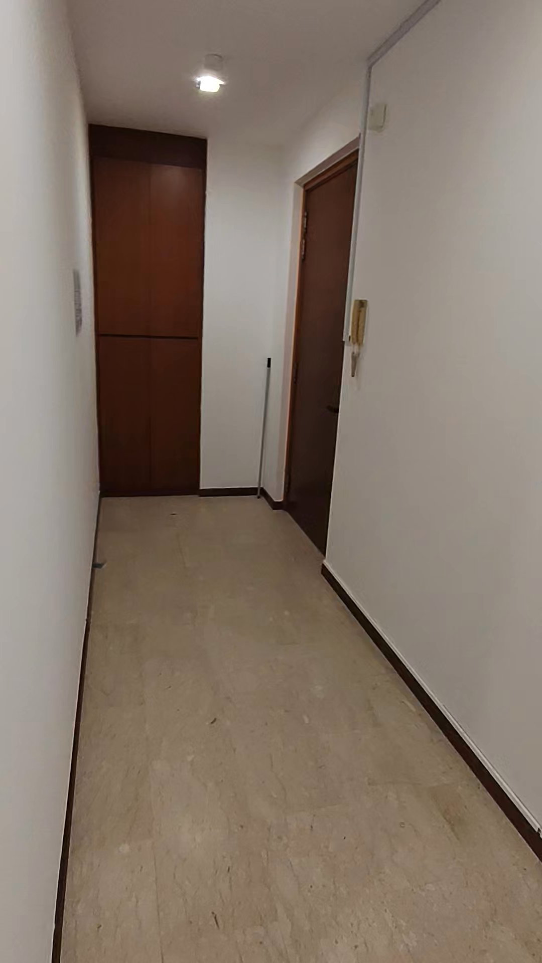 Common Room (Condo) for Rent in  Sunglade - Image 14