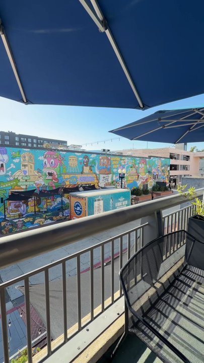 Native Son OC - Outside vibes and seating - Beer Gardens Near Me - Santa Ana, California