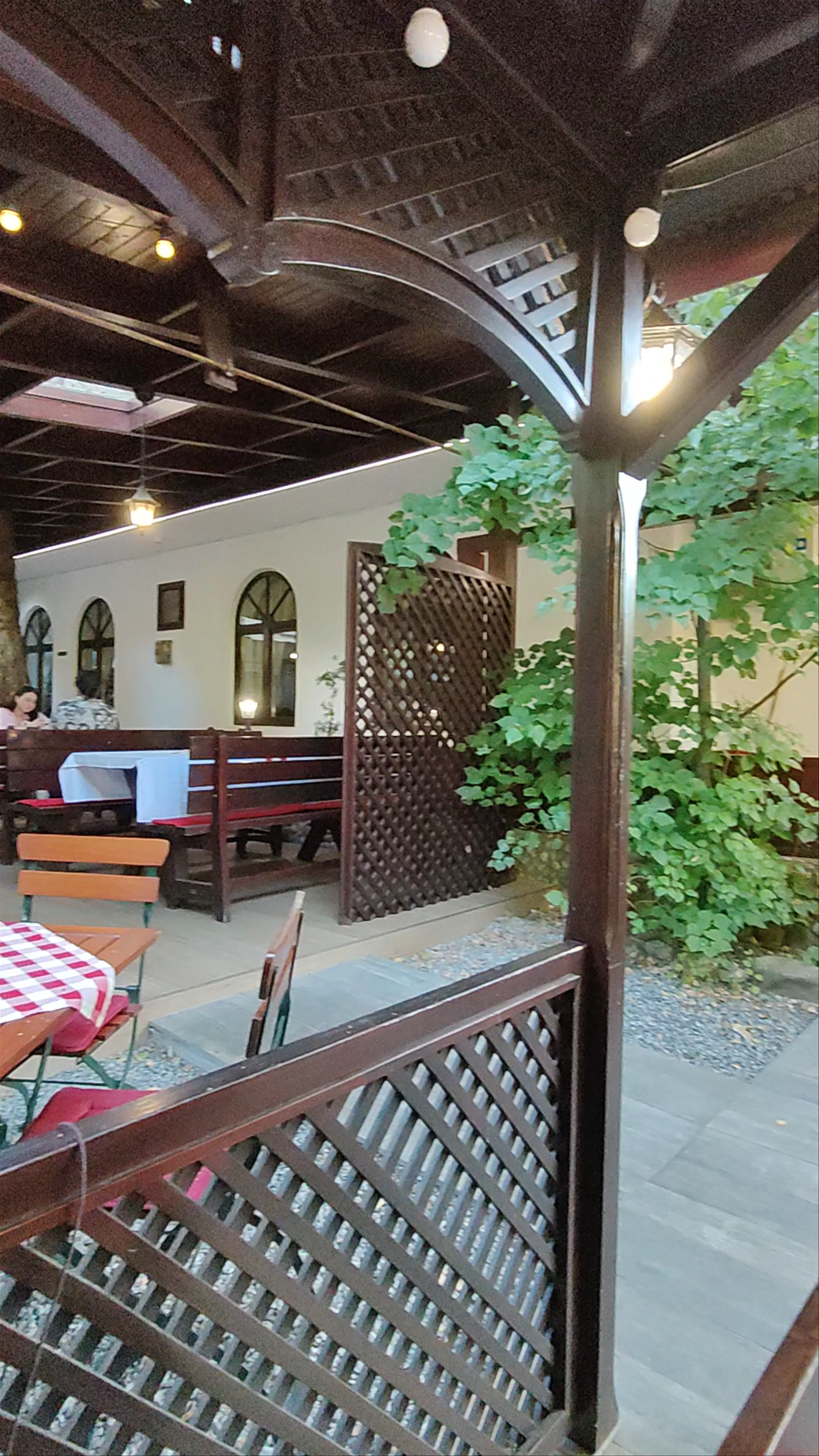 Csáni Restaurant