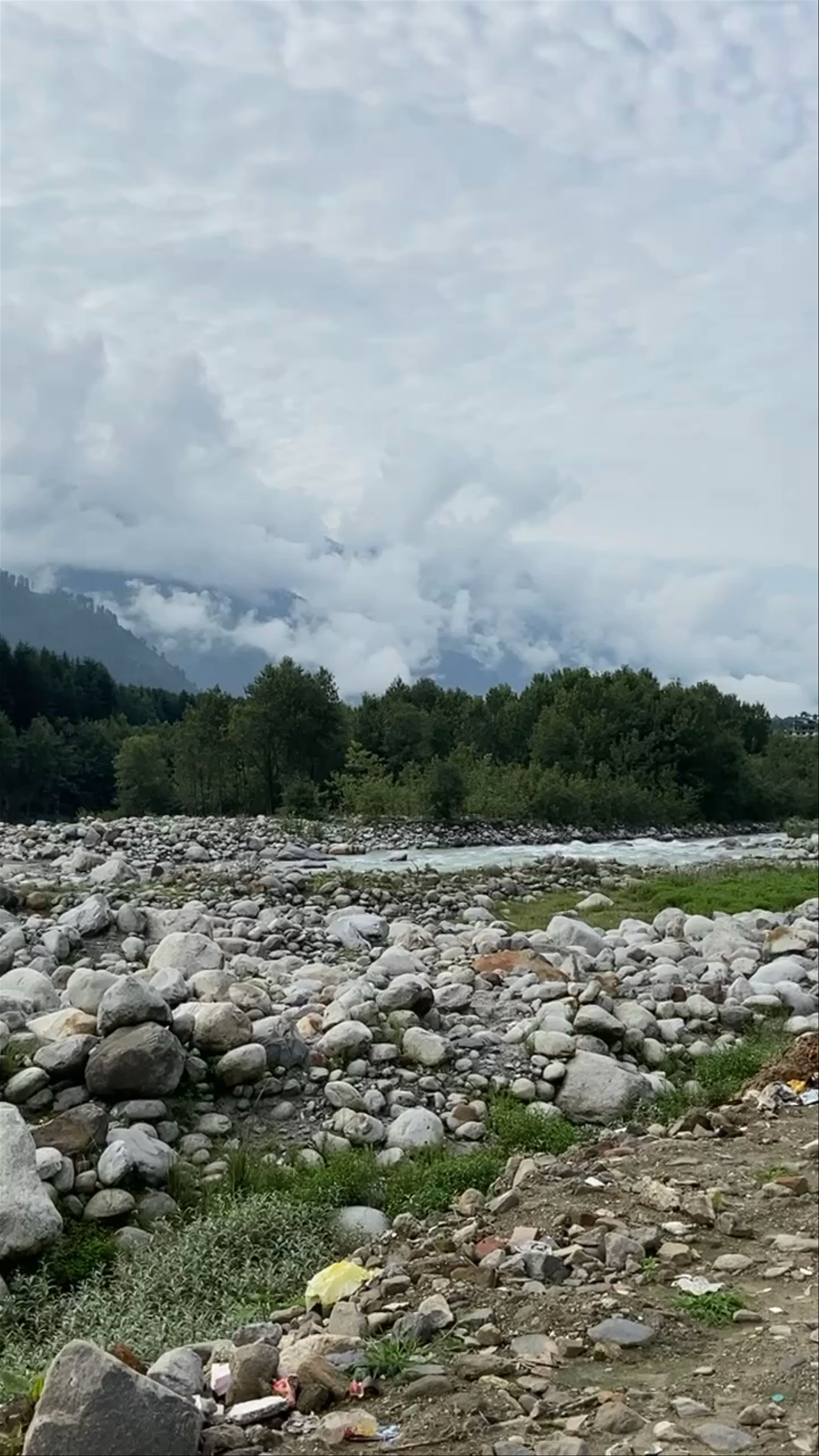 Mountain Serenity and Rocky Riverbeds in Manali, Himachal Pradesh