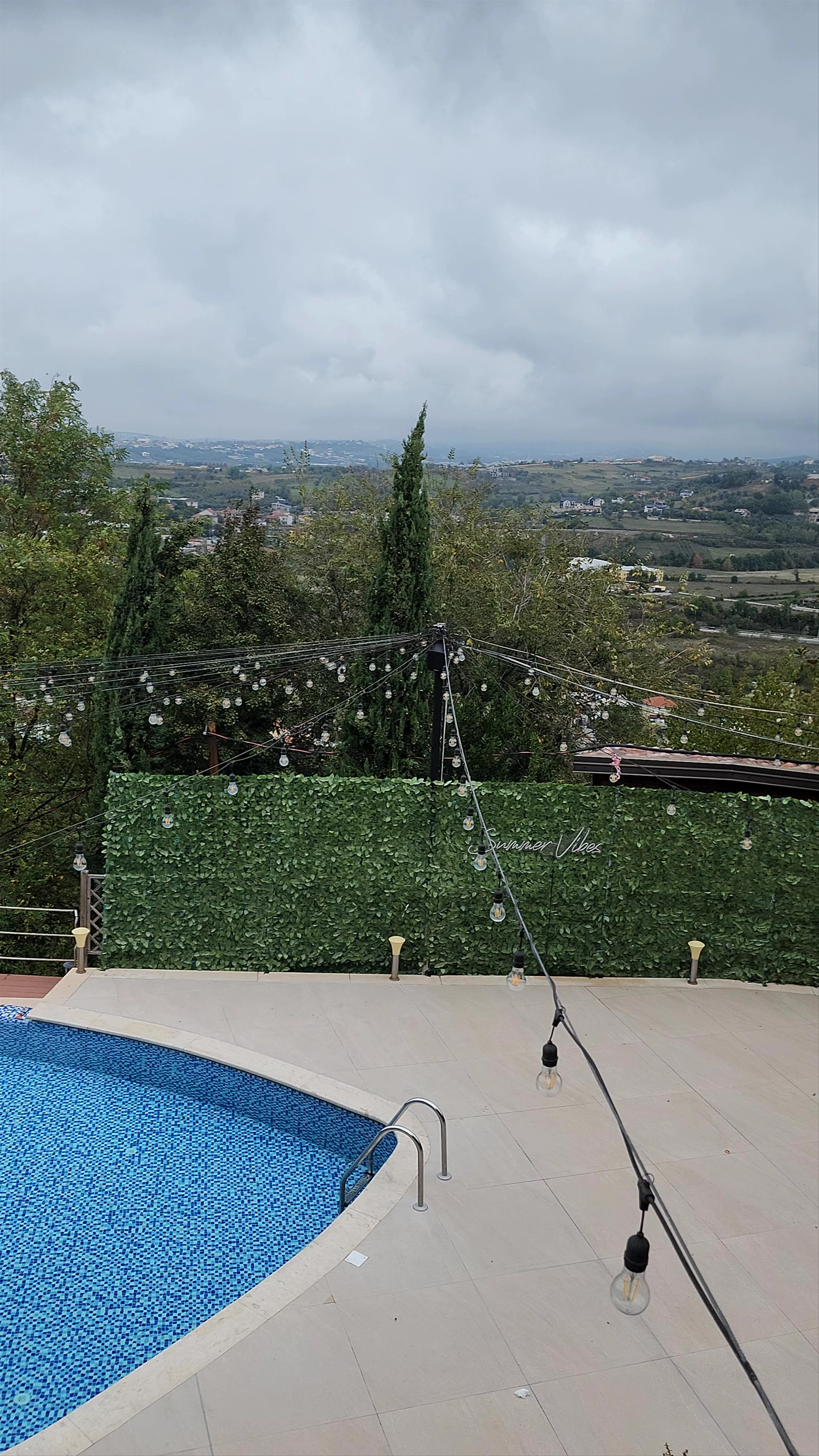 Vila Leonard