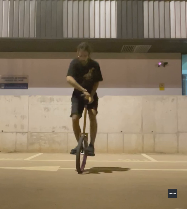 riu submission: 270-inside jam-outside jam-180 to tire-90down