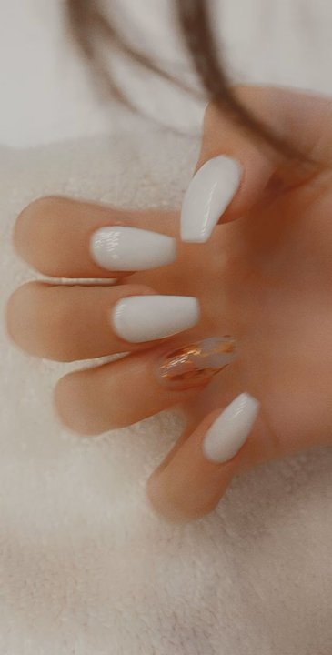 Lavish Nails and Spa - Nail Salons Near Me - Clarkston, Michigan